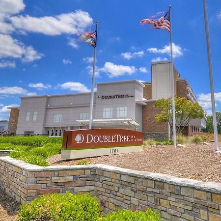 Doubletree By Hilton Hotel Raleigh - Brownstone - University Экстерьер фото