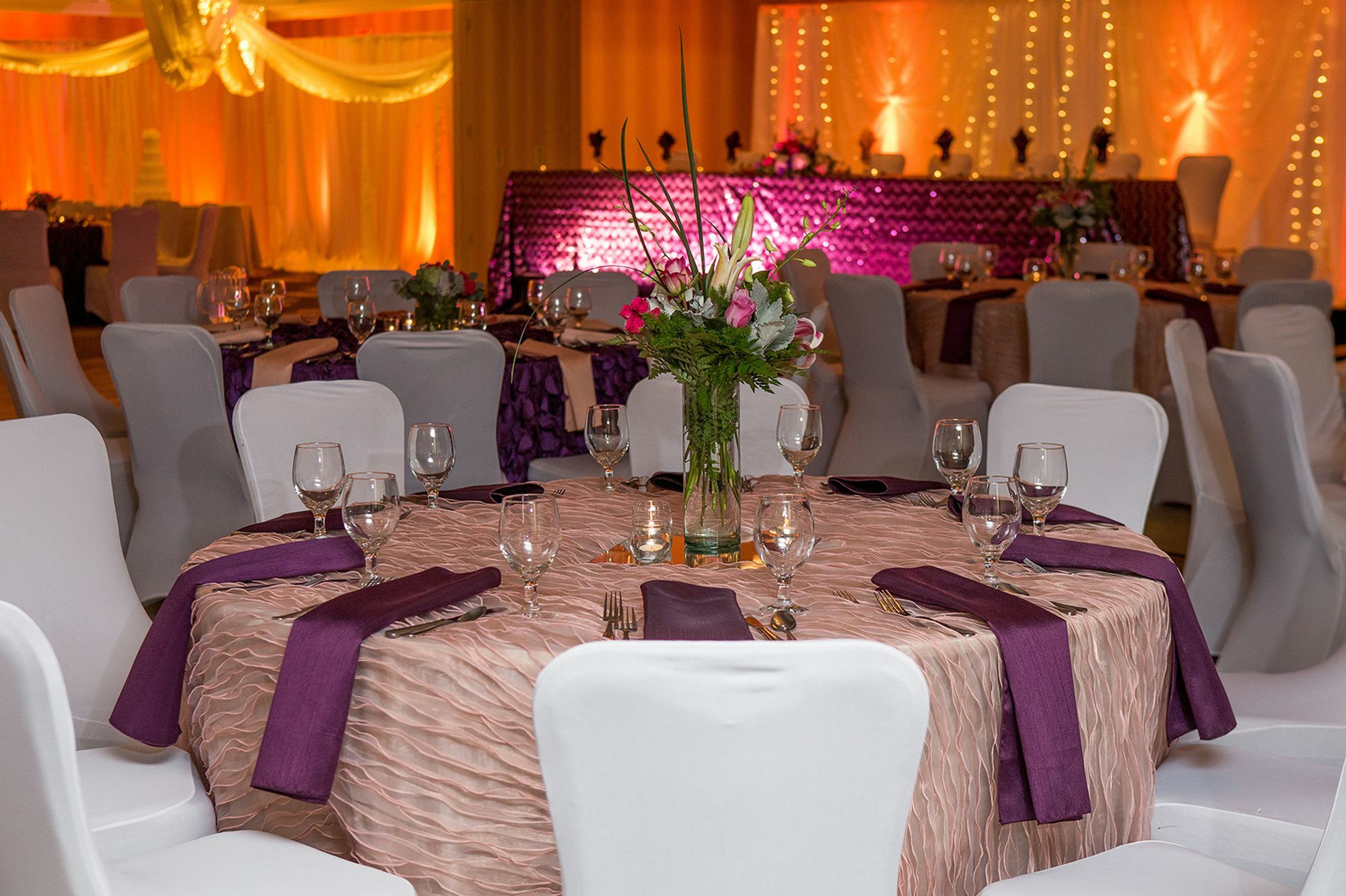 Doubletree By Hilton Hotel Raleigh - Brownstone - University Экстерьер фото